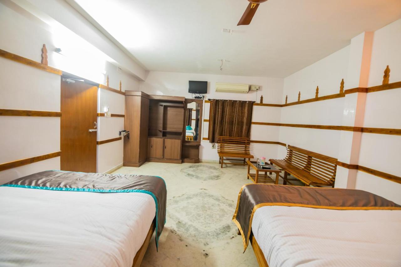 Hotel Sp Grand Karur  Eksteriør billede